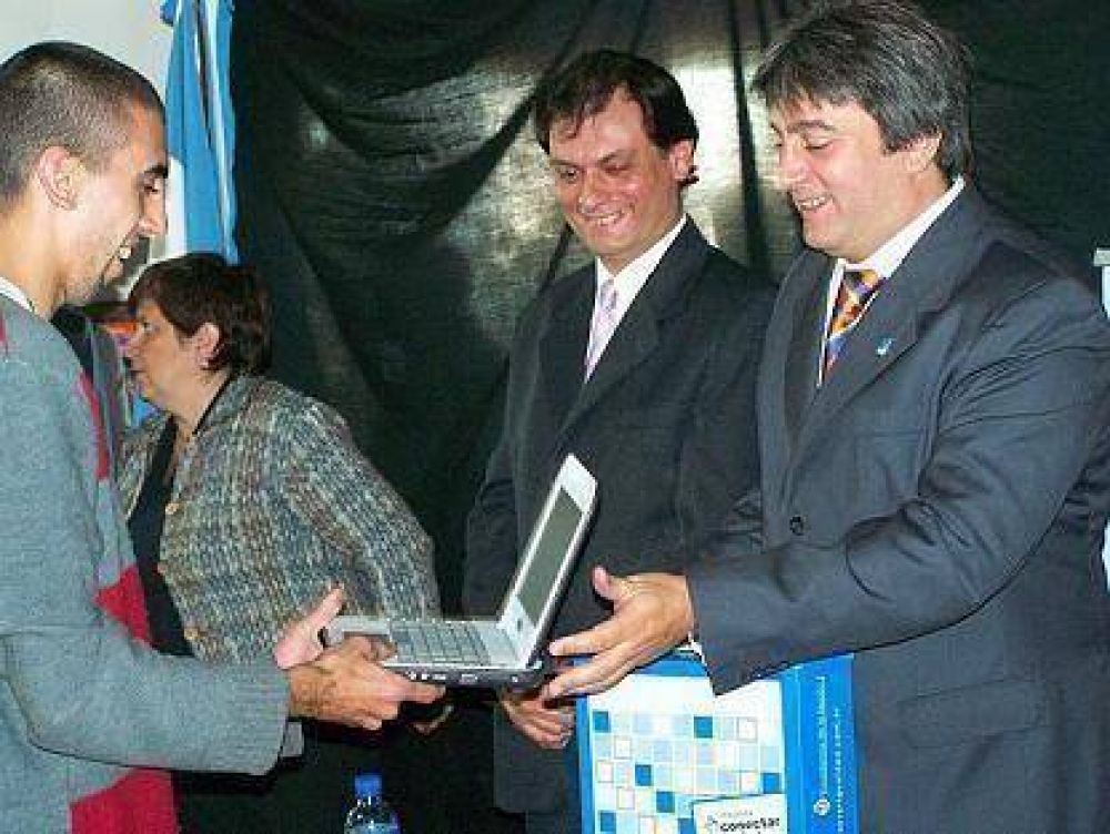 El programa �Conectar Igualdad� lleg� al partido de Vicente L�pez