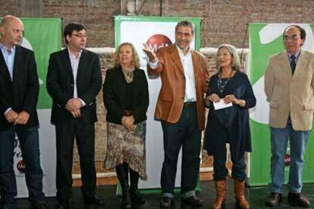 Con la presencia del Intendente Ferraresi se lanz� el Plan Fines en Avellaneda 
