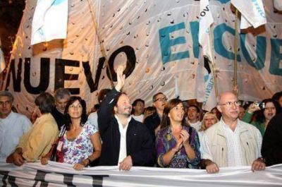 Ley de Medios: Nuevo Encuentro apoya el reclamo contra Cablevisi�n