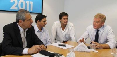 Decepcionado con la oposici�n, De Narv�ez se presentar�a sin candidato a presidente