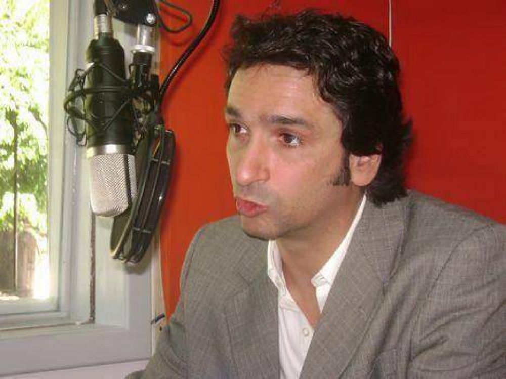 V�zquez Pol admiti� un acercamiento entre De Narv�ez y el radicalismo