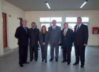 En 60 d�as comenzar�n obras de nuevas escuelas