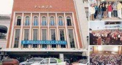Alperovich expropiar� el ex cine Plaza