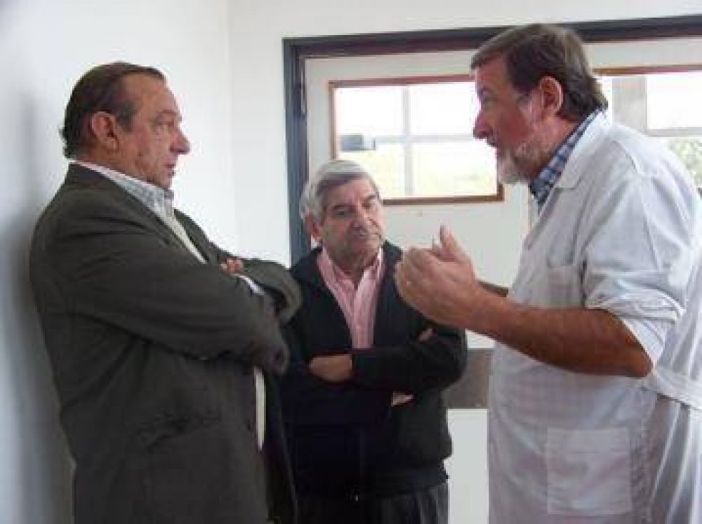 Recorrida oficial por las nuevas dependencias del Hospital