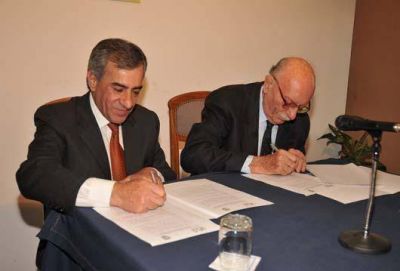 Malvinas firm� convenio con la UFlo