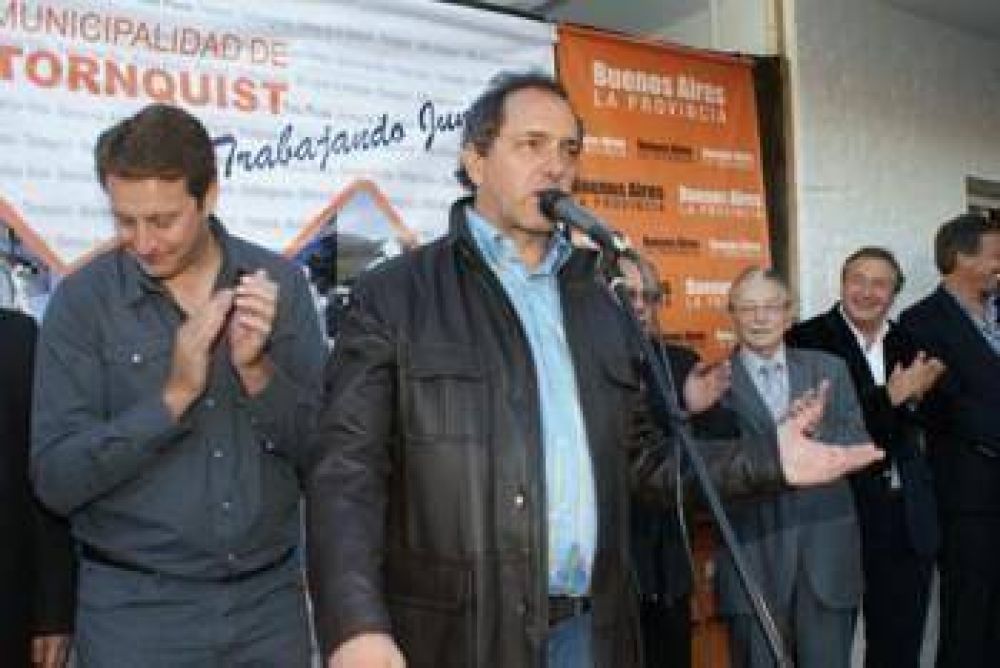 Impidieron a judiciales llegar a Sierra para manifestarse frente a Scioli