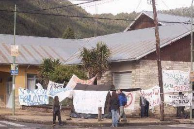 San Mart�n se moviliza por la crisis del hospital 