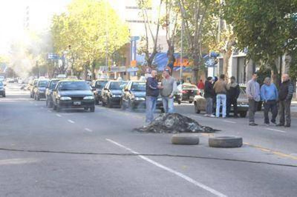 Por un nuevo caso de inseguridad, no hubo servicio de taxis y remises