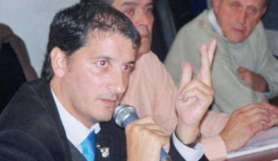 La oposici�n no ir� al recinto para debatir la rendici�n 