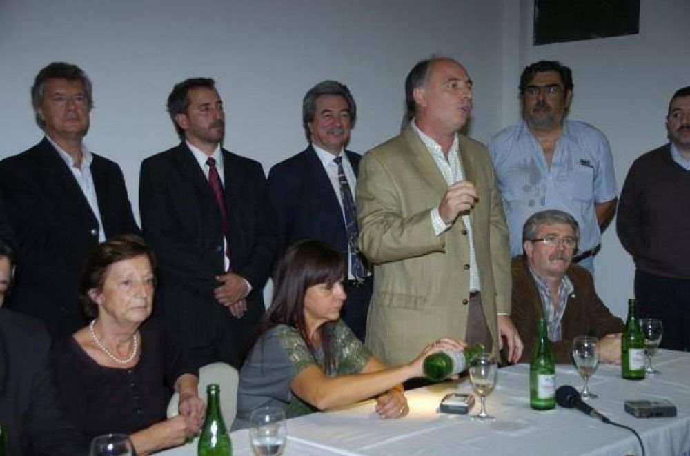 Eguiguren es el candidato del Frente para la Victoria en Villa Carlos Paz