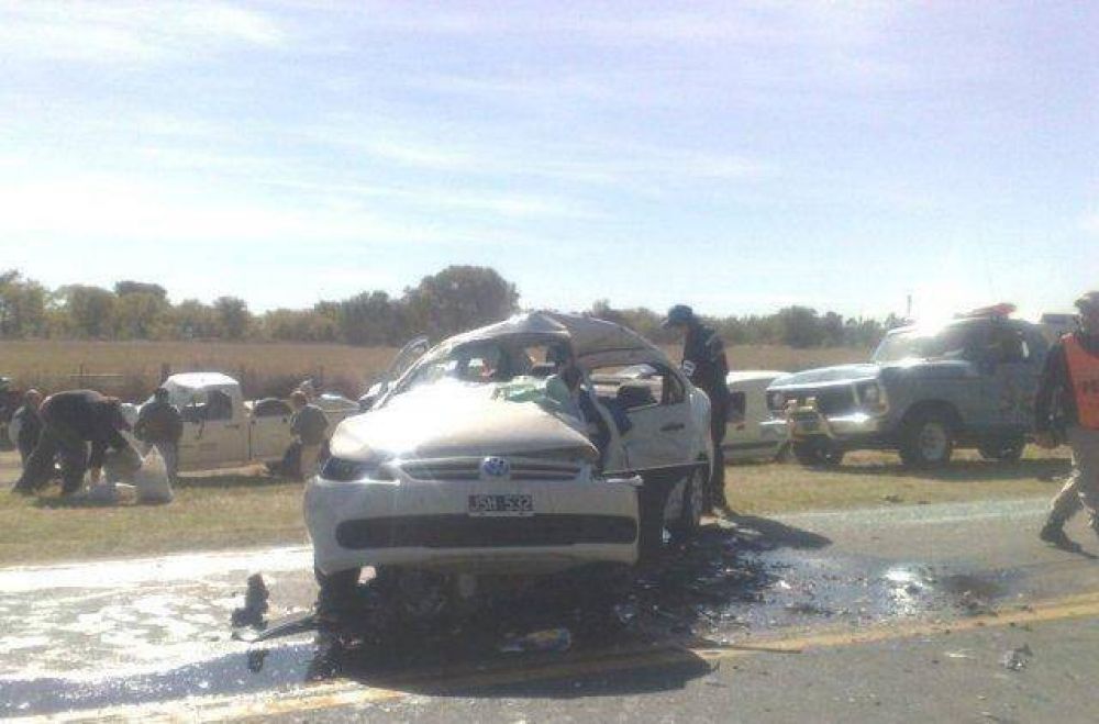 Dos bahieneses murieron en un choque frontal en Catril�