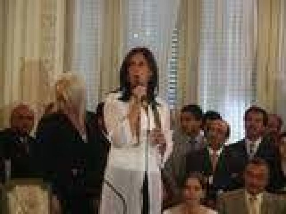 Aumentan valor de las cuotas en colegios que reciben subversi�n del Estado