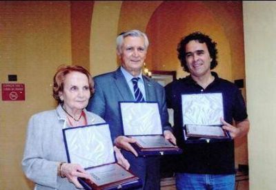 Ivoskus fue distinguido en M�xico