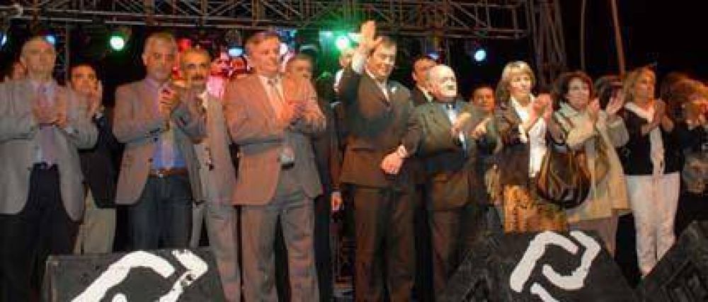 El gobernador destac� el equilibrio presupuestario alcanzado en la provincia