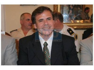 El Defensor del Pueblo de Paran� expuso ante la Comisi�n Bicameral 
