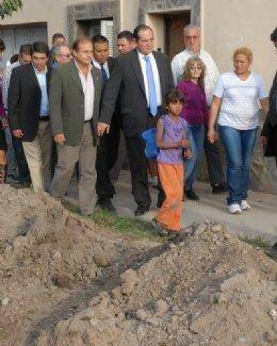 La tensi�n entre punteros del PJ aflora en cada barrio de la capital
