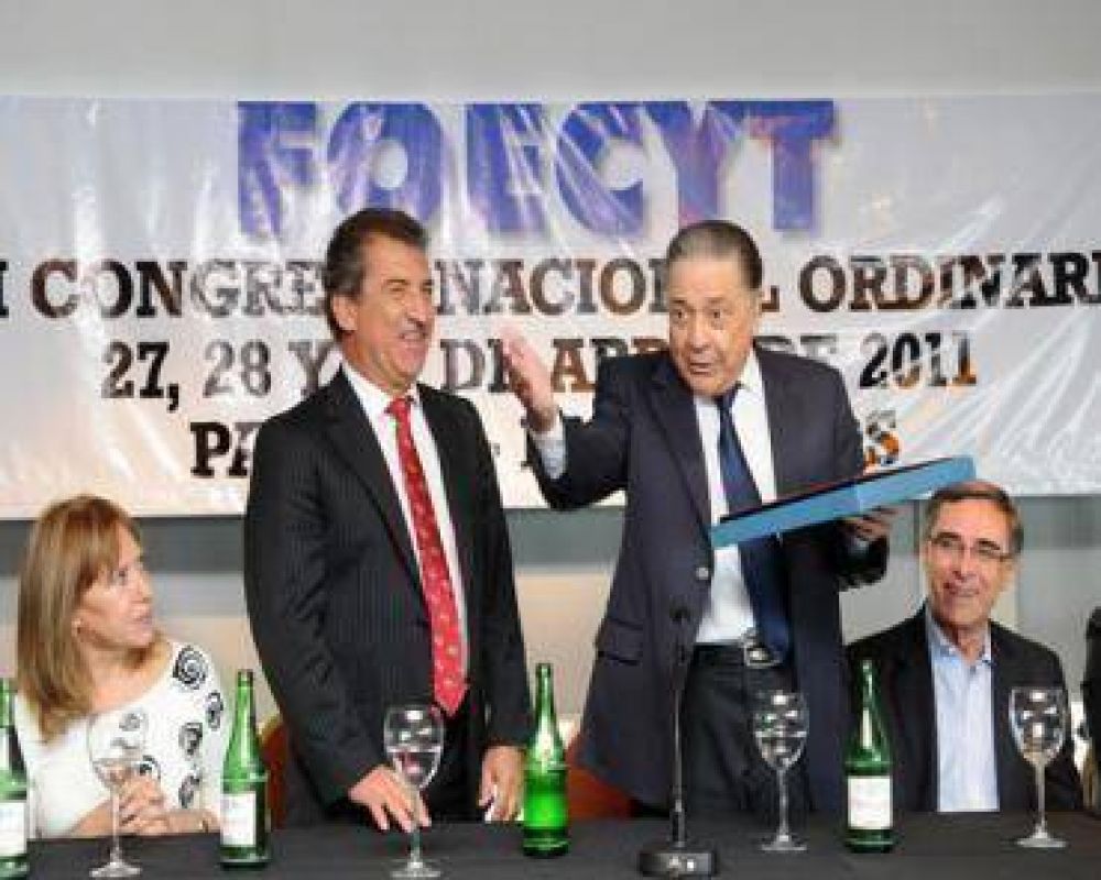Urribarri volvi� a postergar la definici�n de su vice