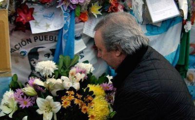 Cristina Fern�ndez con Rudy Ulloa y M�ximo encabezaron el recordatorio de N�stor Kirchner