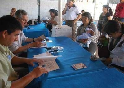 Comenz� el operativo de entrega de tarjetas alimentarias