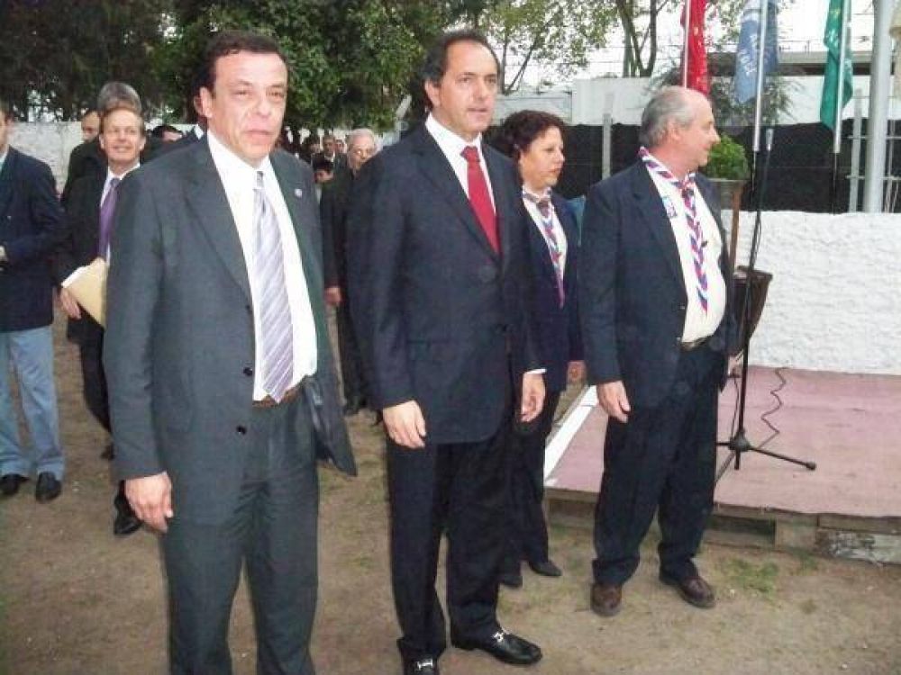 C�ffaro muy cr�tico de Concejales, recibe apoyo de Scioli