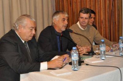 Personal sanitario form� parte de jornadas sobre el dengue
