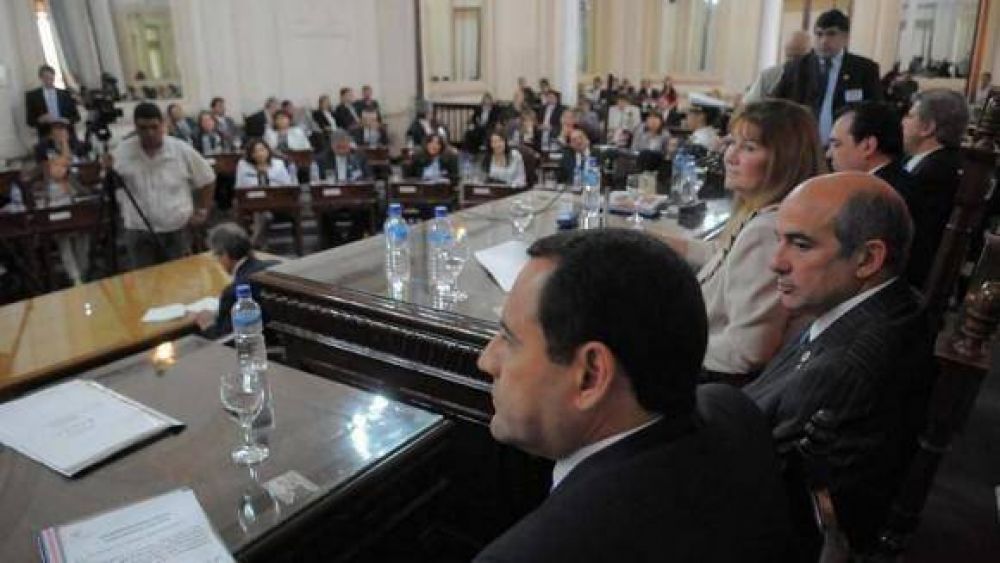 El Parlamento del NOA breg� por la implementaci�n del voto electr�nico 