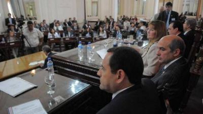 El Parlamento del NOA breg� por la implementaci�n del voto electr�nico 