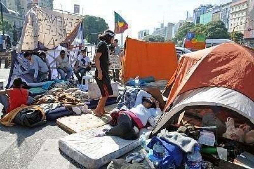 Si levantan el corte vamos a dialogar con la comunidad qom, dijo Randazzo