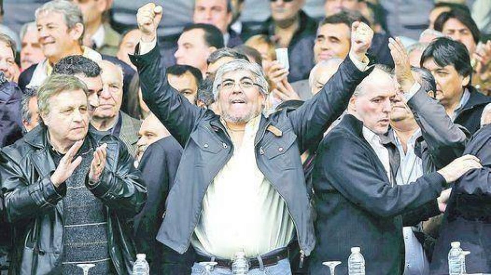 En el acto de la CGT, Moyano pidi� otra vez cargos pol�ticos