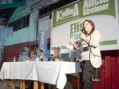 El espacio de Alicia Kirchner en Lomas proclam� como candidato a Insaurralde