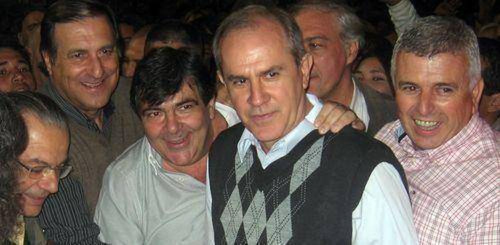 �Cipollini es un buen intendente pero Peche es el l�der pol�tico de S�enz Pe�a�, dijo Angel Rozas 