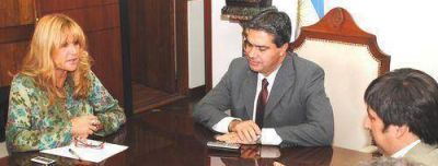 Capitanich y Ayala acordaron trabajar en conjunto para el 25 de Mayo