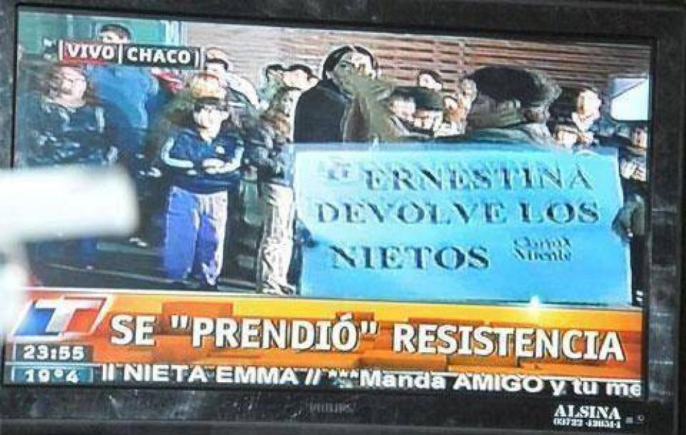Escracharon al canal de noticias del Grupo Clar�n en Resistencia 