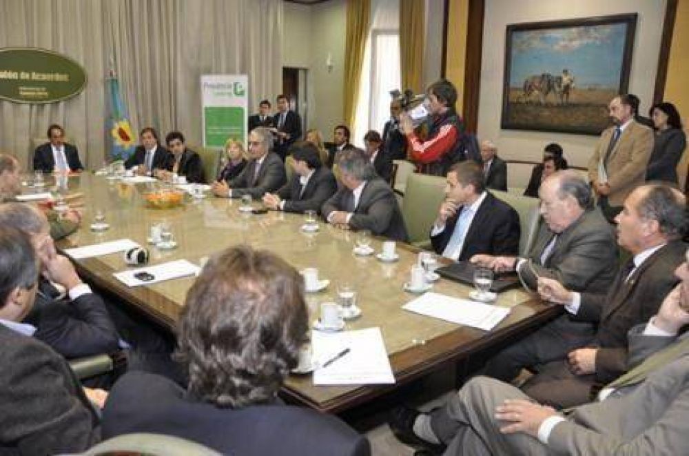 Ituzaing� celebr� inversiones de la Provincia