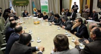 Scioli confirm� que ir� por un nuevo mandato en la Provincia