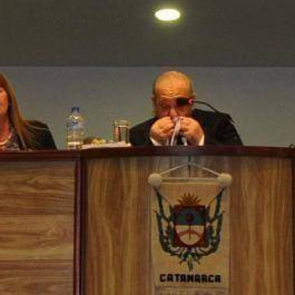 Emocionado y con un �hasta siempre�, Brizuela del Moral dio su �ltimo discurso ante la Asamblea 