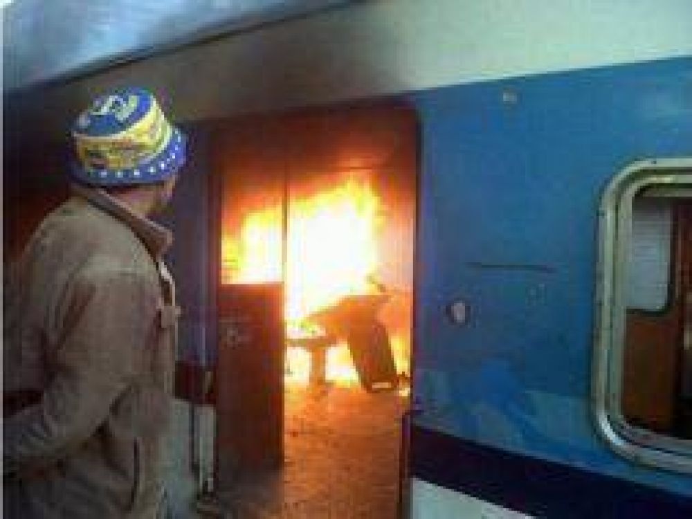 Tras los incidentes en la l�nea Sarmiento, Proyecto Sur pidi� la renuncia de An�bal Fern�ndez 