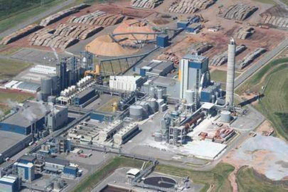 Uruguay y Finlandia frenaron la producci�n de Botnia para recibir la inspecci�n t�cnica 