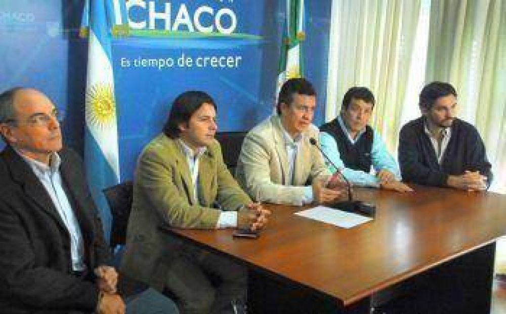 Junto a FECHACO y Uni�n Industrial del Chaco, Econom�a lanz� la 2� etapa del Programa Grupos Productivos 