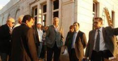 El Centro de Convenciones ser� inaugurado con Cristina