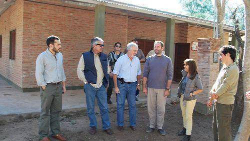 El subsecretario de Vivienda de la Naci�n visit� Comandancia Fr�as
