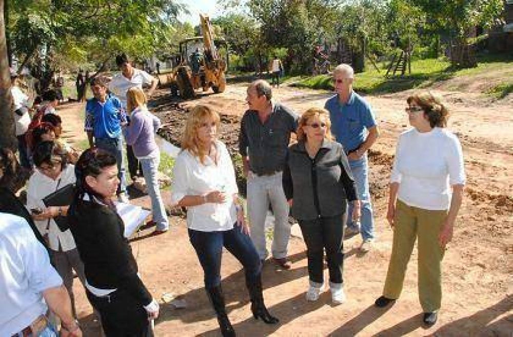 En solo una semana, la Municipalidad enripi� 5.000 metros en el San Javier y otros barrios de Resistencia 