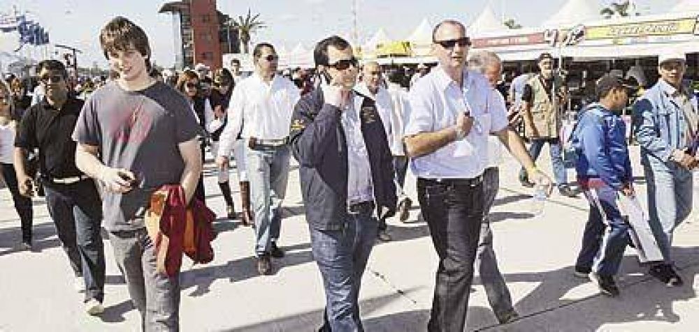 Gerardo Zamora se mostr� a gusto con la fiesta del Turismo Carretera 