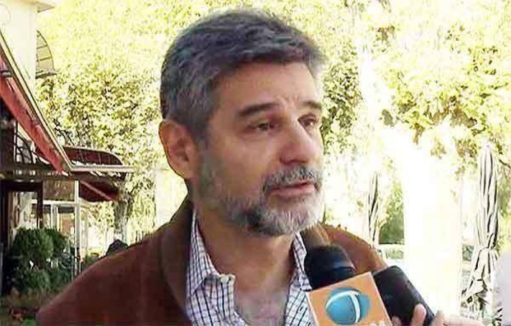Cristina ya les gan� por abandono a Macri y a Solanas, afirm� Filmus en Nu�ez