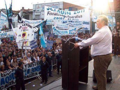 Joak�n, lanzamiento y avioncito franquista