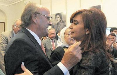 La UIA quiere que el modelo Firestone sea la manera de repartir las ganancias empresarias