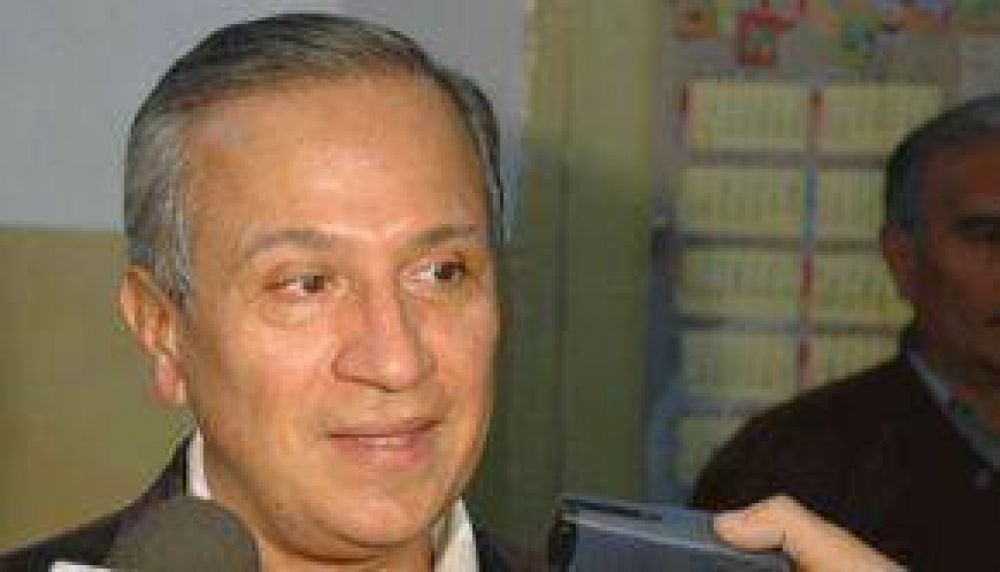 ROMERO PIDE EXPLICACIONES AL JEFE DE GABINETE SOBRE RADARIZACI�N Y CONTROL DE FRONTERAS EN SALTA