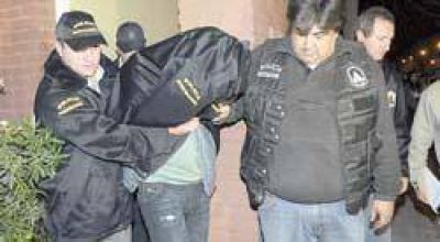 Detienen en White al sospechoso de arrojar la bengala