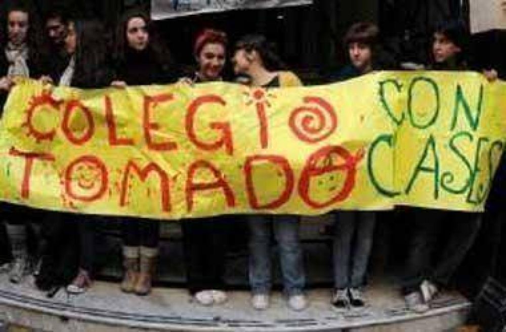 Docentes y alumnos del Carlos Pellegrini movilizar�n al Consejo Superior
