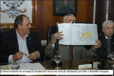 SAN MART�N - IVOSKUS FIRM� UN CONVENIO PARA LA AMPLIACI�N DE LAS REDES CLOACALES Y DEL SERVICIO DE AGUA POTABLE 